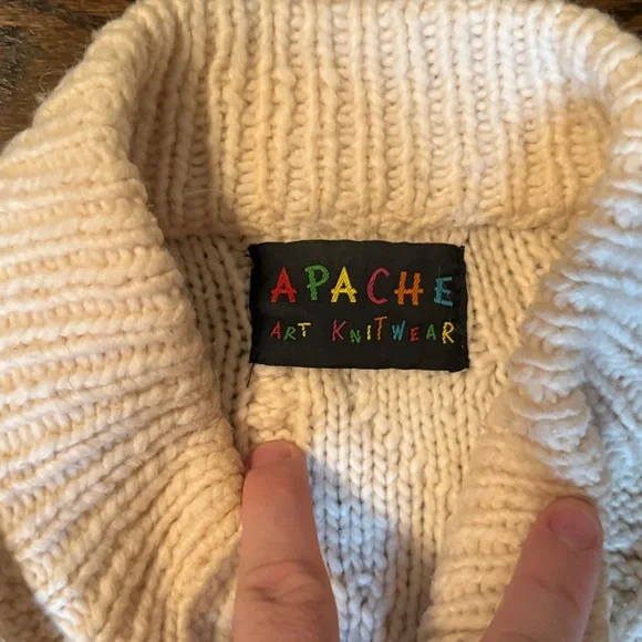 Apache Art Knitwear 100% Wool Hand Knitted Full Zip Sweater - Picture 2 of 4